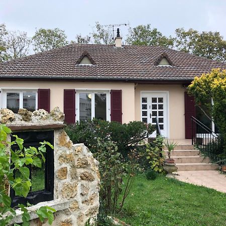 Bed and Breakfast Le Relais De Pierre Arpajon Exterior foto