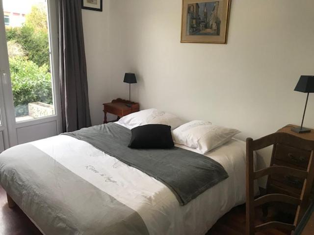 Bed and Breakfast Le Relais De Pierre Arpajon Exterior foto