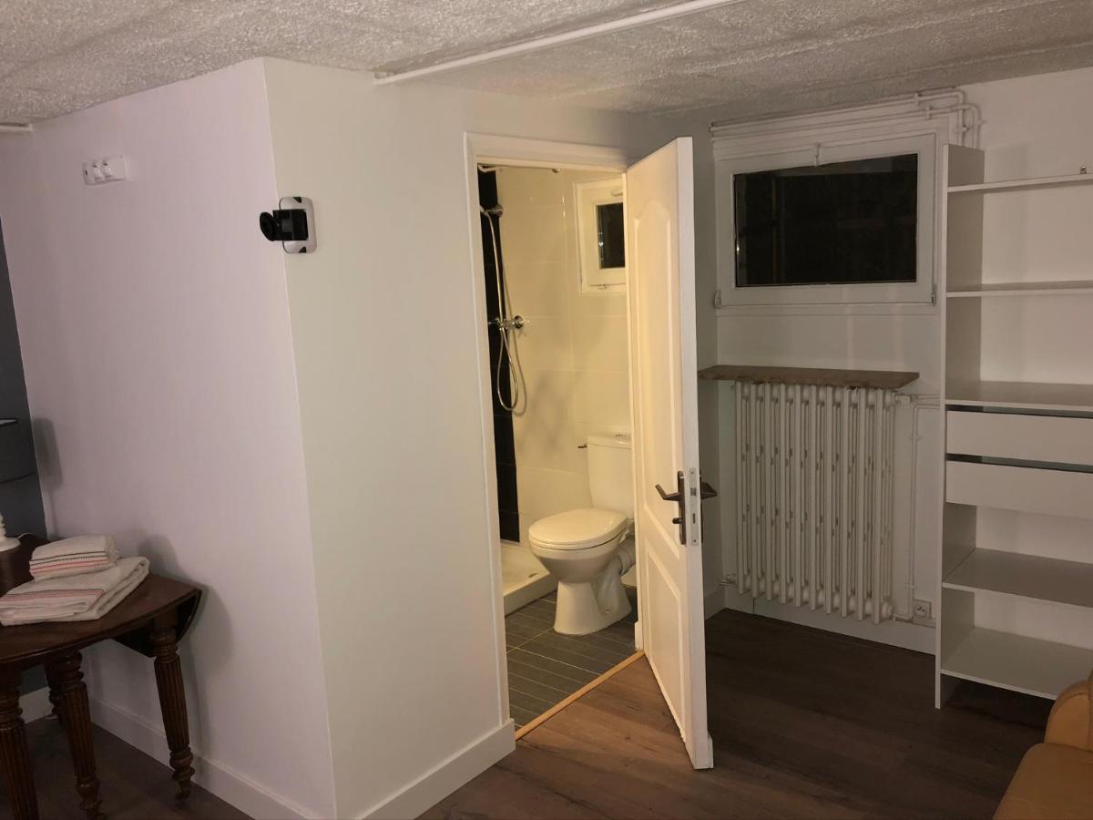 Bed and Breakfast Le Relais De Pierre Arpajon Exterior foto